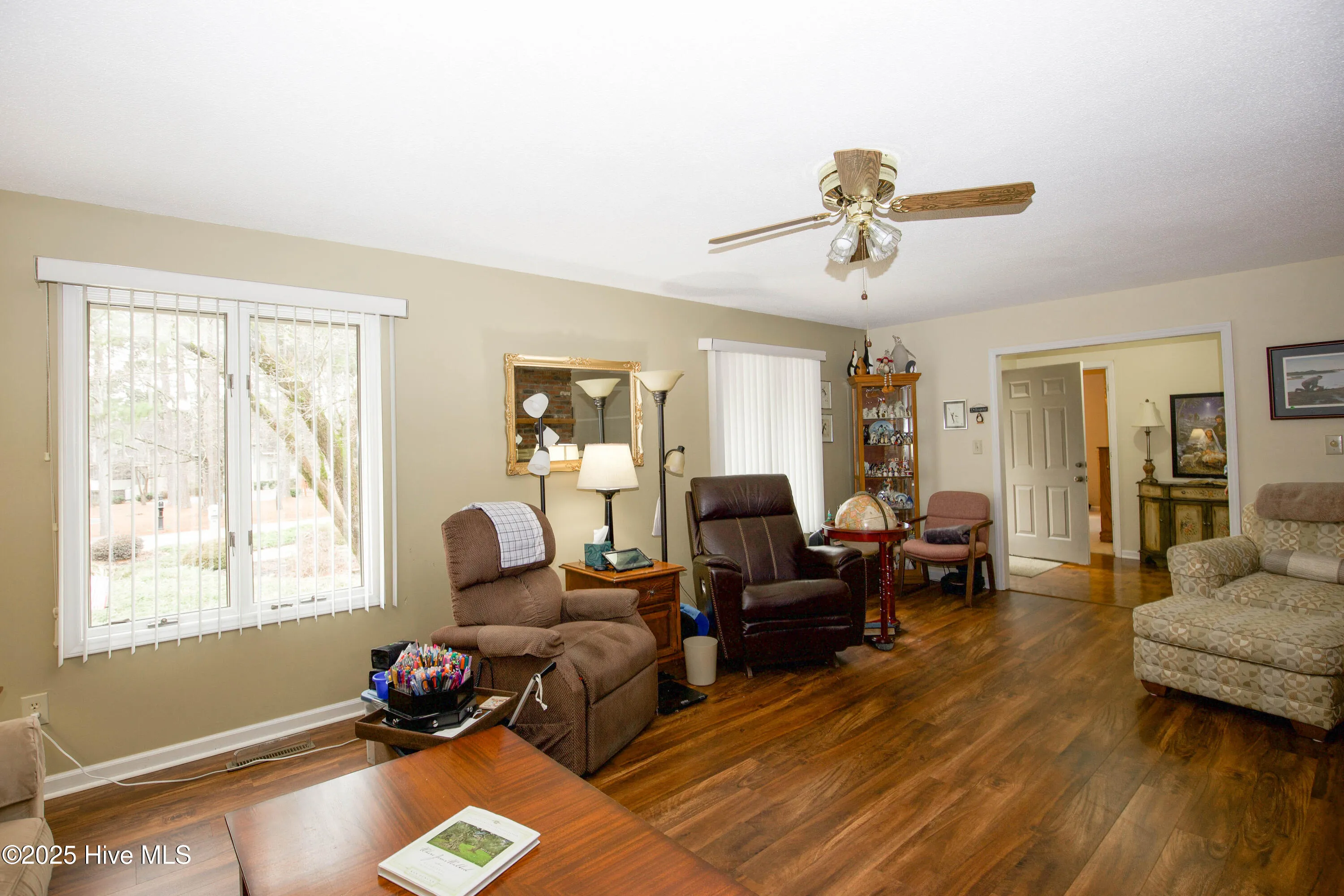 Southern Pines, North Carolina 28387, United States, 3 Bedrooms Bedrooms, ,2 BathroomsBathrooms,Residential,Pending,5785