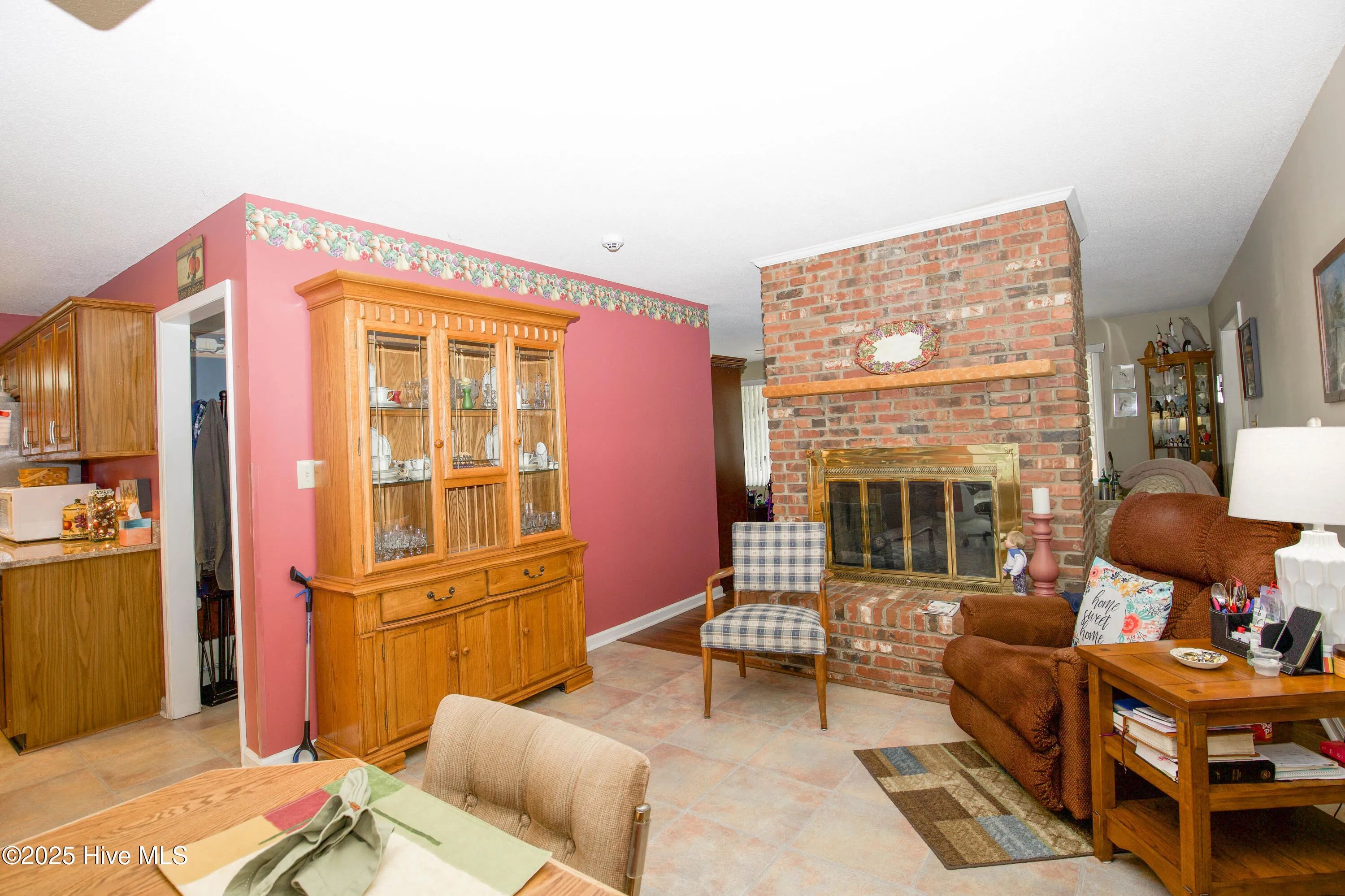 Southern Pines, North Carolina 28387, United States, 3 Bedrooms Bedrooms, ,2 BathroomsBathrooms,Residential,Pending,5785