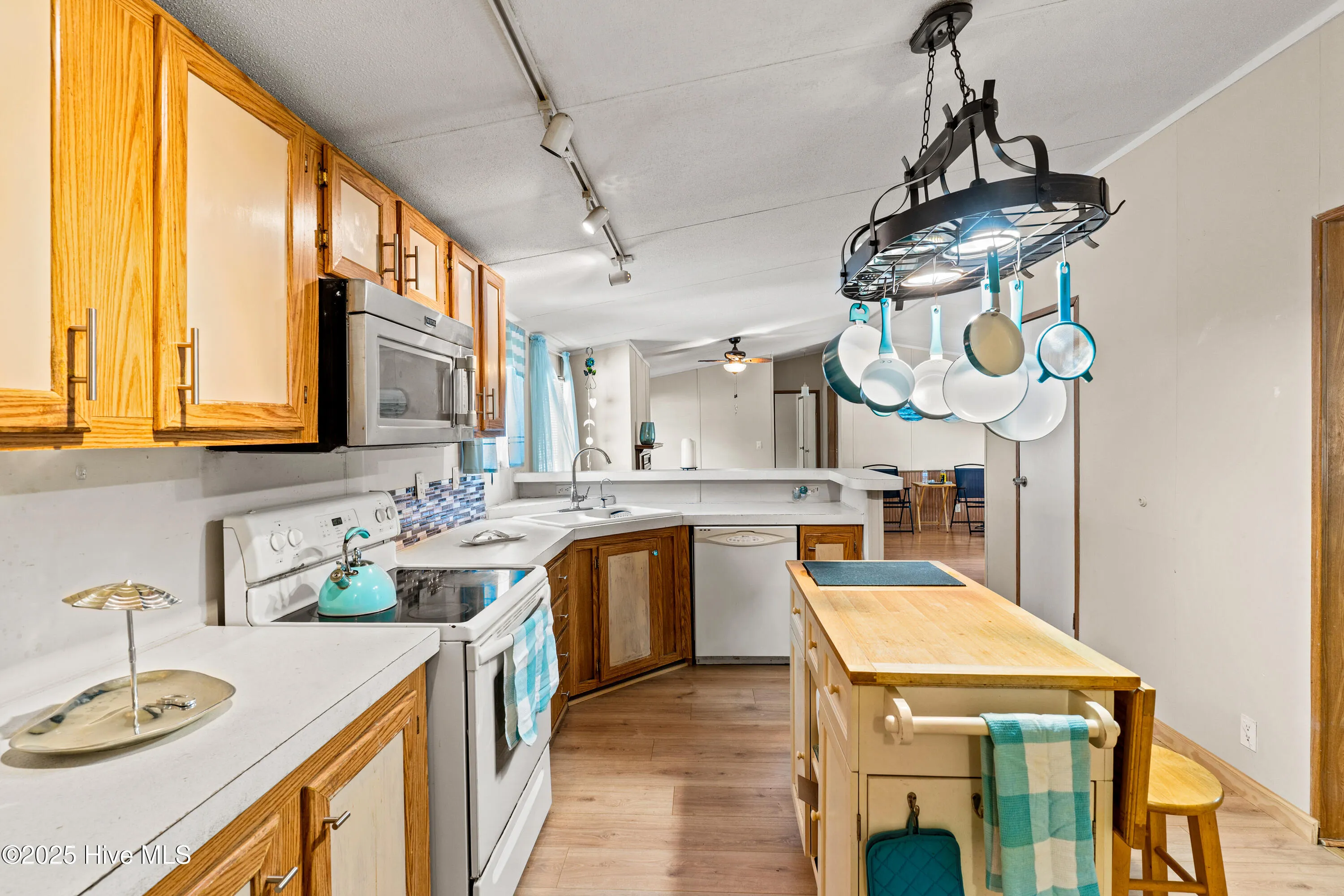 Supply, North Carolina 28462, United States, 3 Bedrooms Bedrooms, ,2 BathroomsBathrooms,Residential,Active,127180