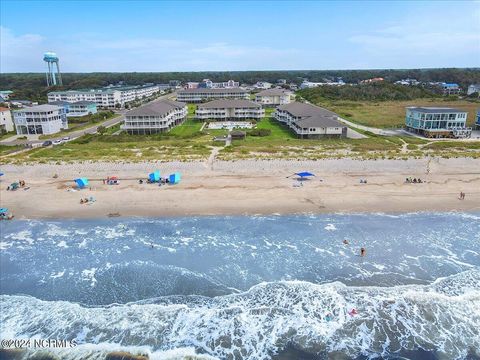 A home in Oak Island