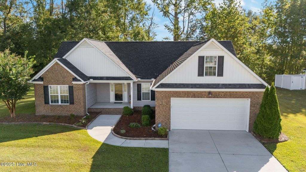 Photo of 2841 Verbena Way, Winterville, NC 28590 (MLS # 100533625)