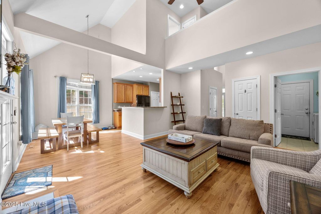 Photo of 101 E Pointe Road, Rocky Point, NC 28457 (MLS # 100529935)