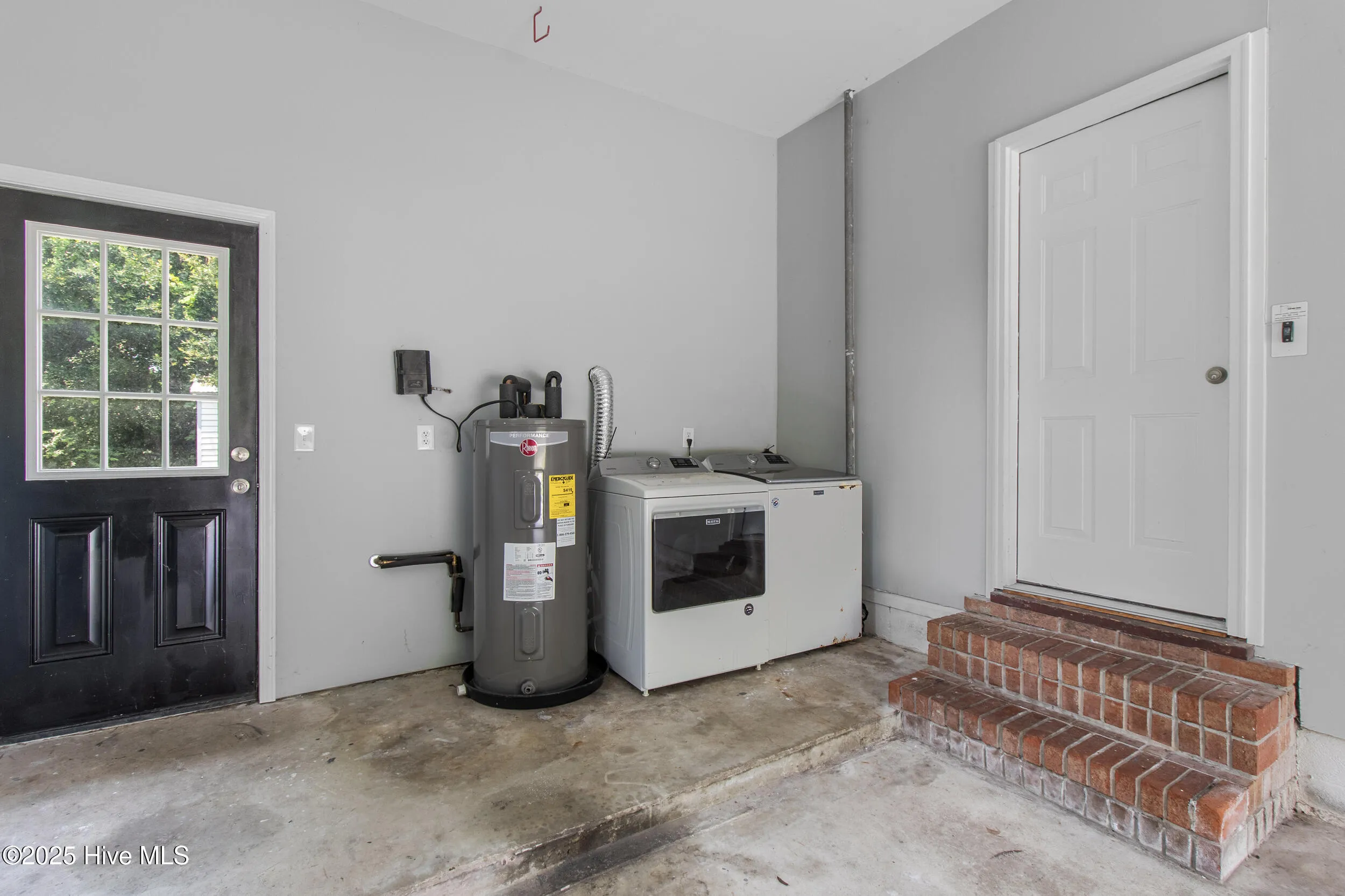 Wilmington, North Carolina 28409, United States, 3 Bedrooms Bedrooms, ,2 BathroomsBathrooms,Residential,Active,147039