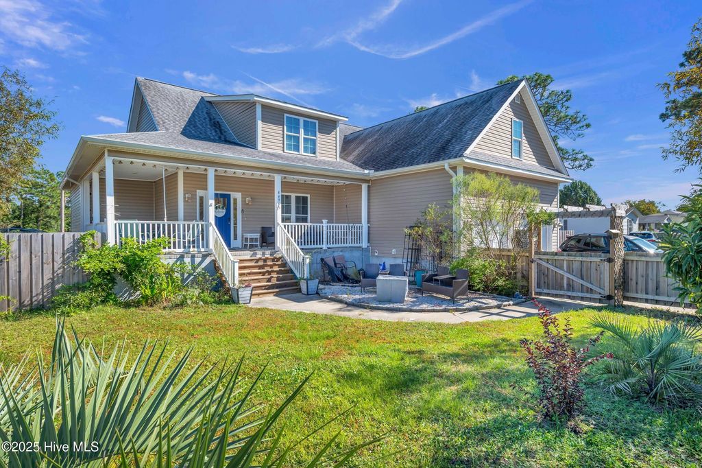 Photo of 4496 Margaret Court SE, Southport, NC 28461 (MLS # 100537411)