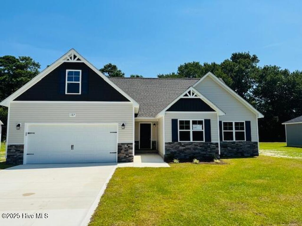 Photo of 167 Vista Cay Drive, Hubert, NC 28539 (MLS # 100492268)