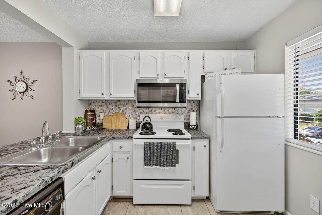 Photo of 3639 St Johns Court #Unit B, Wilmington, NC 28403 (MLS # 100540704)