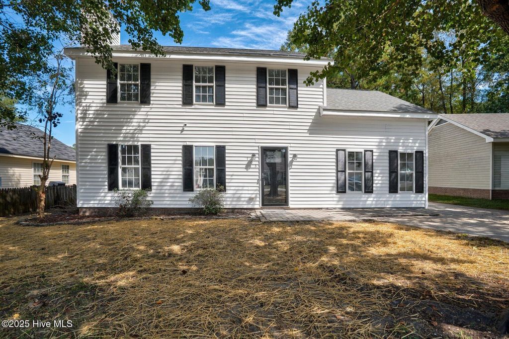 Photo of 103 Sara Drive, Nashville, NC 27856 (MLS # 100529244)