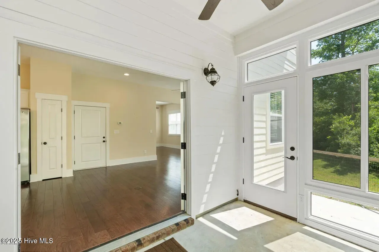 Wilmington, North Carolina 28409, United States, 3 Bedrooms Bedrooms, ,3 BathroomsBathrooms,Residential,Active,247234