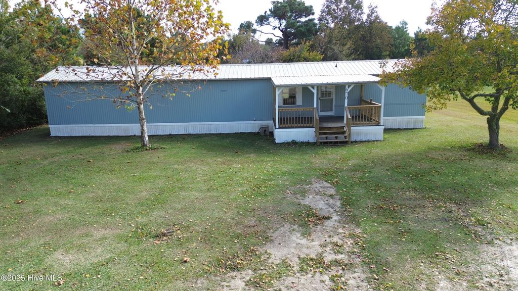 Photo of 670 Straits Road, Gloucester, NC 28528 (MLS # 100540462)