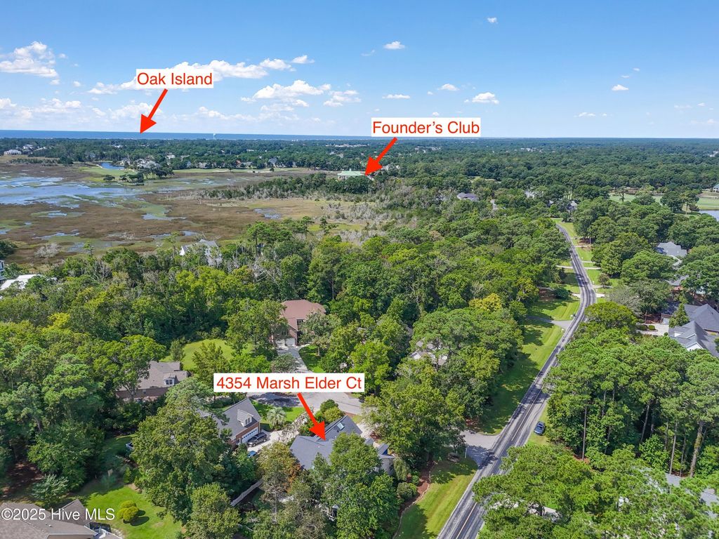 Photo of 4354 Marsh Elder Court, Southport, NC 28461 (MLS # 100527464)