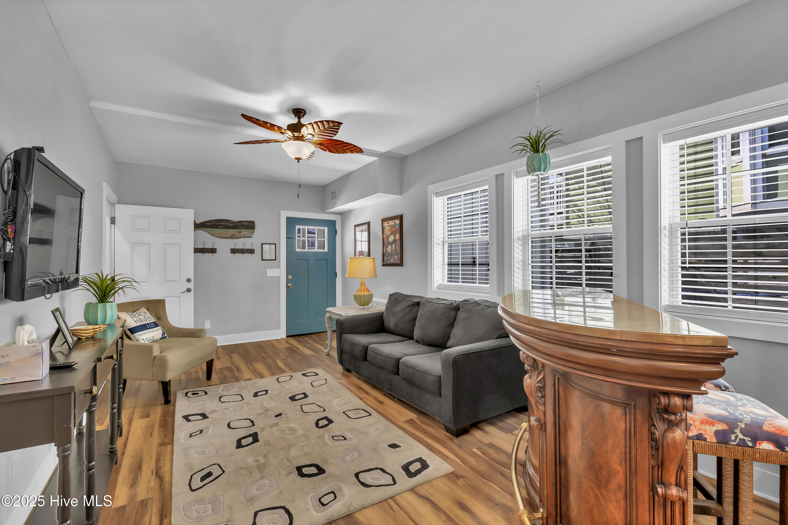 1510 Lake Park Boulevard S