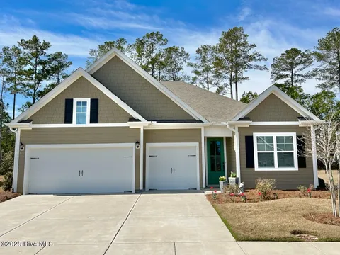 MLS: 100495478