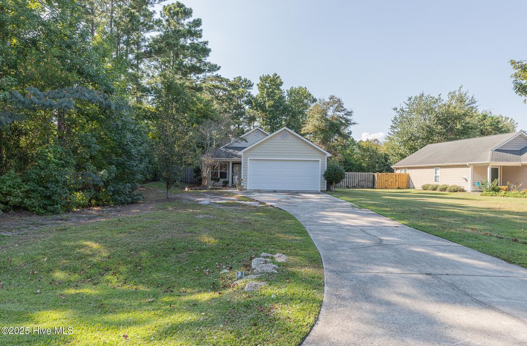 Photo of 119 Red Bird Lane, Hampstead, NC 28443 (MLS # 100531728)
