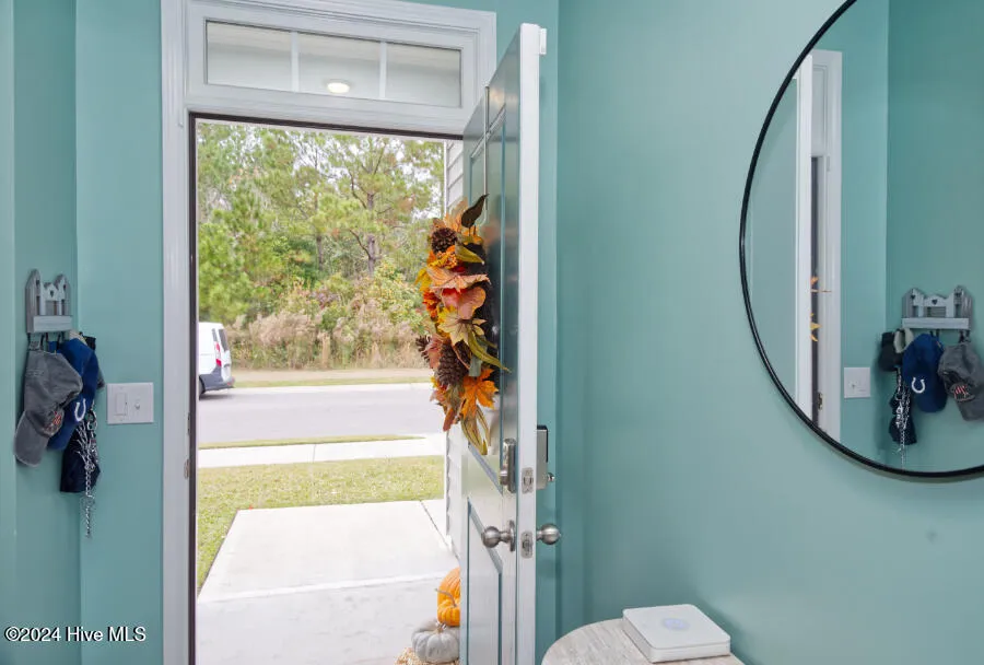 Wilmington, North Carolina 28411, United States, 3 Bedrooms Bedrooms, ,3 BathroomsBathrooms,Residential,Pending,29108