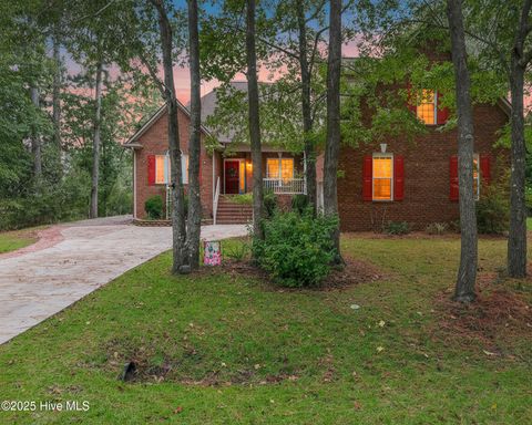 Photo of 909 Hearthside Court, New Bern, NC 28560 (MLS # 100534029)