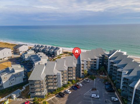 A home in North Topsail Beach