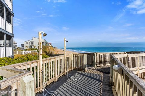 A home in North Topsail Beach