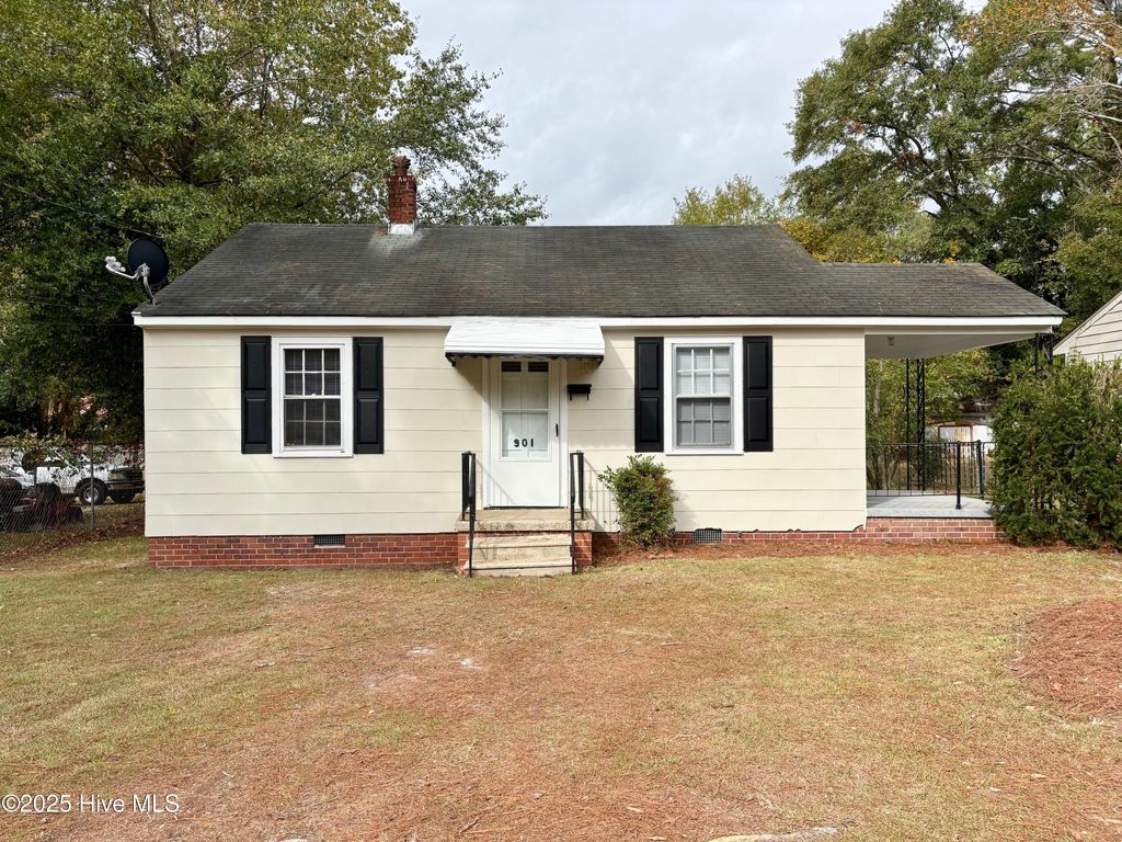 Photo of 901 S Andrews Avenue, Goldsboro, NC 27530 (MLS # 100538245)