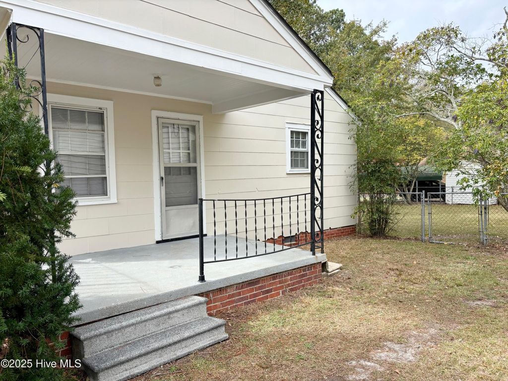 Photo of 901 S Andrews Avenue, Goldsboro, NC 27530 (MLS # 100538245)