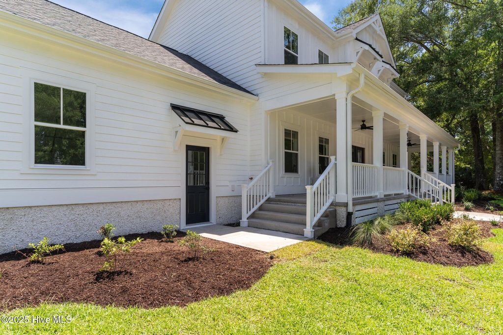Photo of 9243 Rivendell Place SW, Calabash, NC 28467 (MLS # 100514889)
