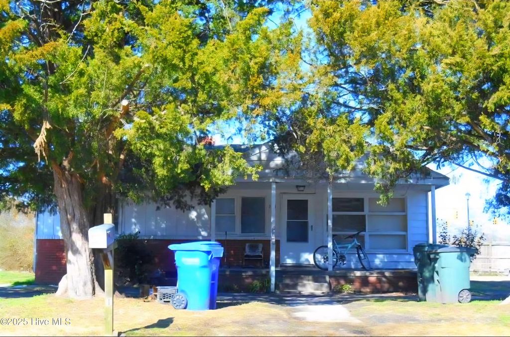 Photo of 2131 N Village Drive, Greenville, NC 27834 (MLS # 100543259)