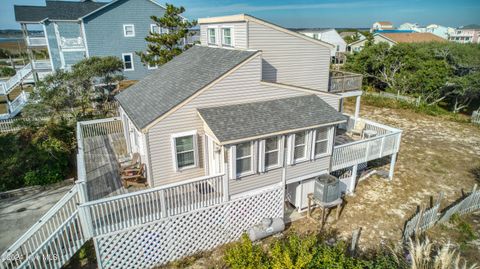 A home in North Topsail Beach