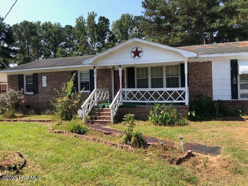 Photo of 7712 Gardners School Road, Saratoga, NC 27873 (MLS # 100530819)