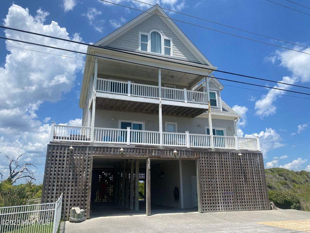 Photo of 625 New River Inlet Road, North Topsail Beach, NC 28460 (MLS # 100520449)