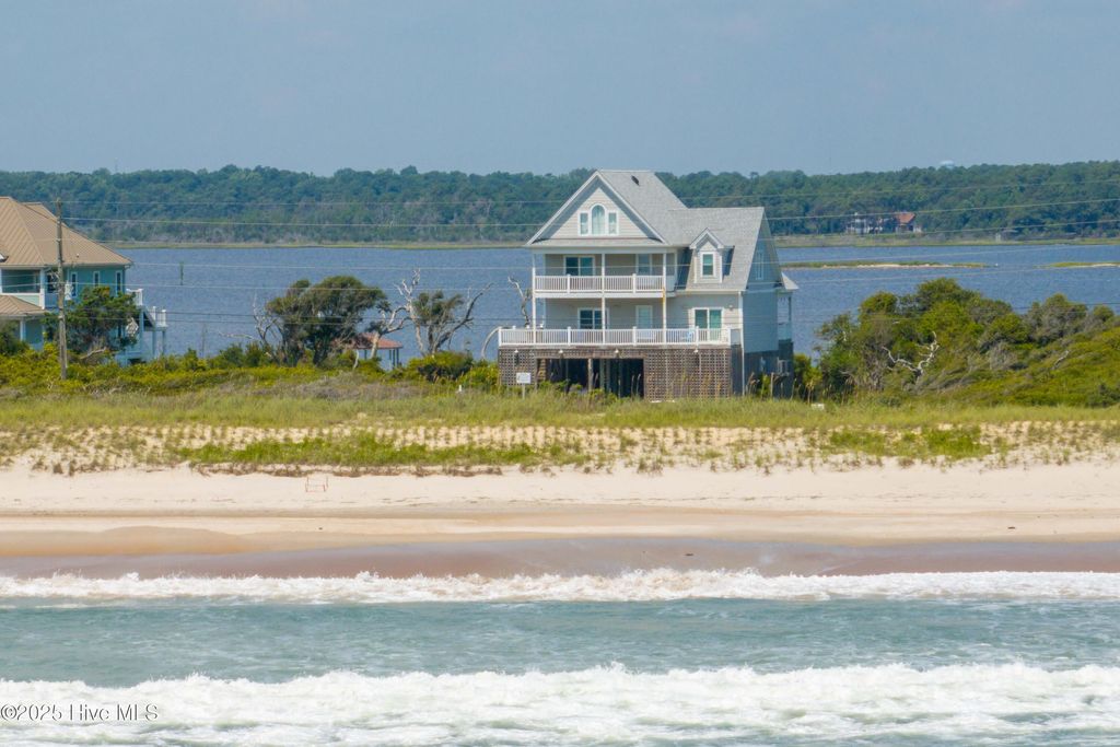 Photo of 625 New River Inlet Road, North Topsail Beach, NC 28460 (MLS # 100520449)