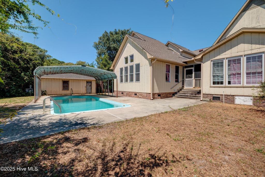 Photo of 801 Atlanta Avenue, Carolina Beach, NC 28428 (MLS # 100529413)