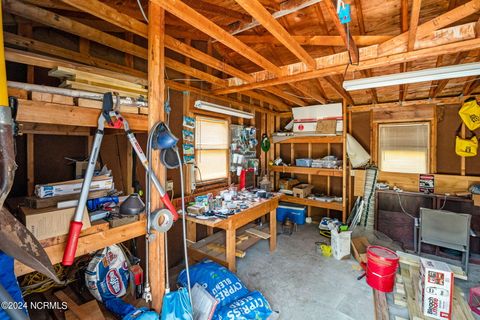 A home in Oak Island