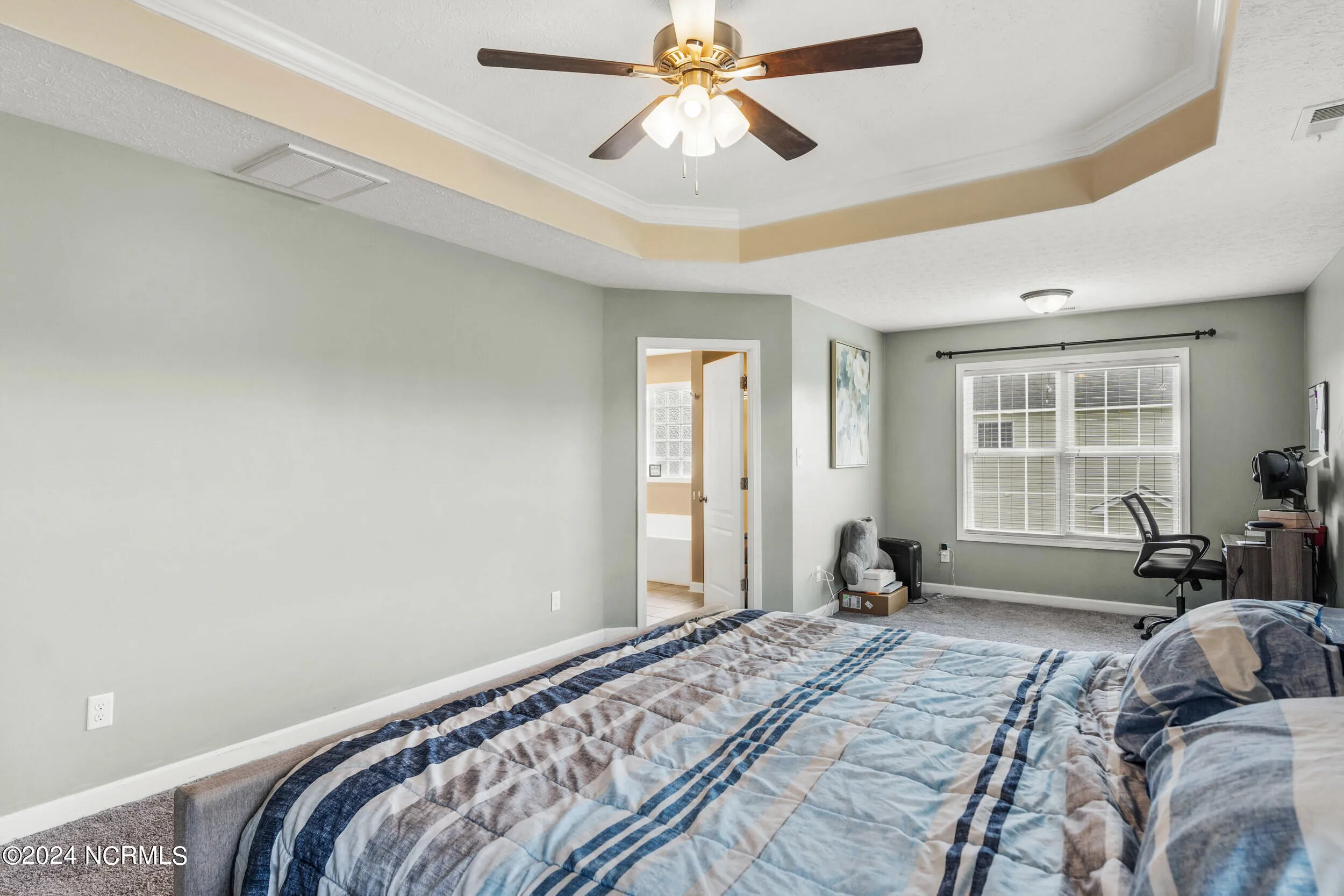 Jacksonville, North Carolina 28540, United States, 4 Bedrooms Bedrooms, ,3 BathroomsBathrooms,Residential,Pending,30984