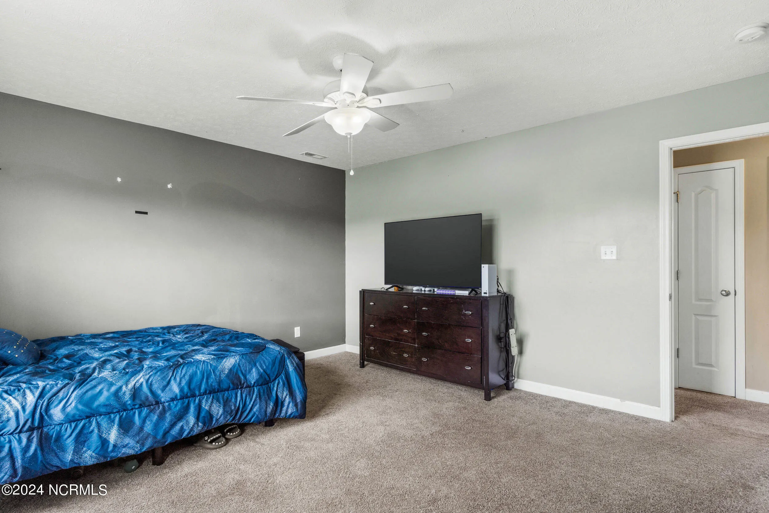 Jacksonville, North Carolina 28540, United States, 4 Bedrooms Bedrooms, ,3 BathroomsBathrooms,Residential,Pending,30984