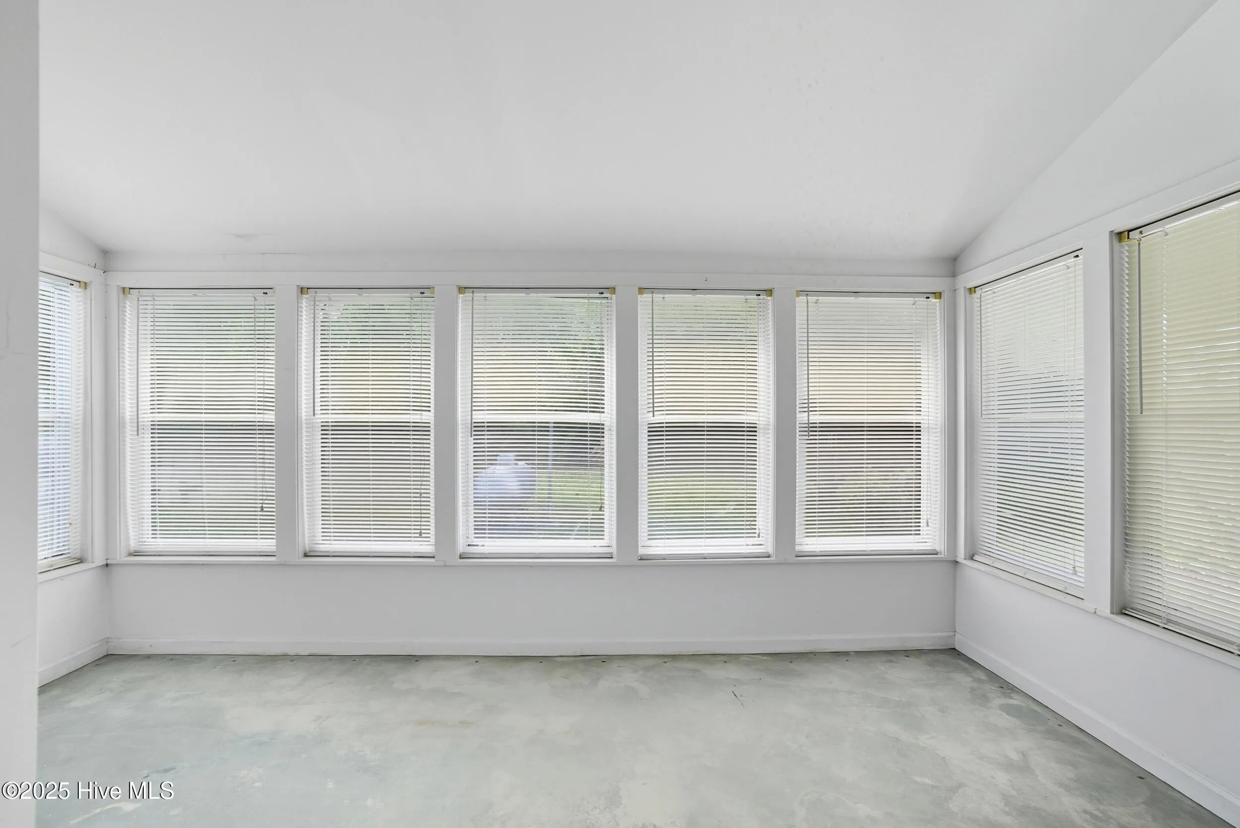 Maple, North Carolina 27956, United States, 3 Bedrooms Bedrooms, ,2 BathroomsBathrooms,Residential,Active,217692