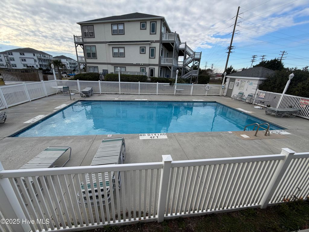 Photo of 2802 Pier Pointe Drive, Emerald Isle, NC 28594 (MLS # 100544242)