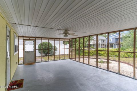 A home in Oak Island