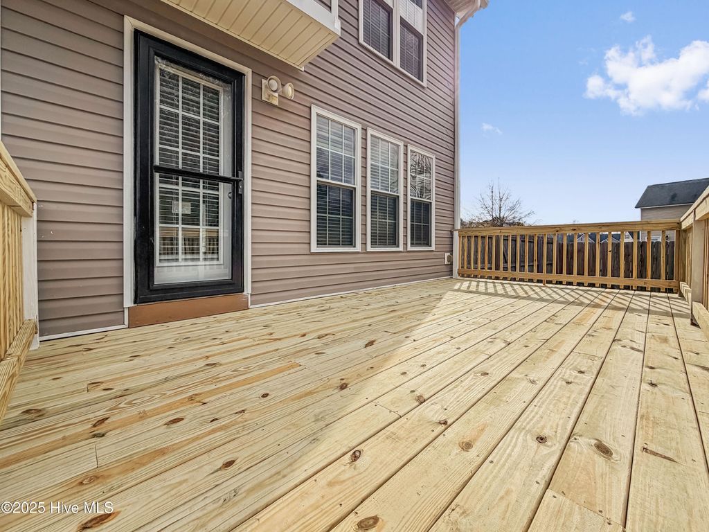 Photo of 204 Armistead Way, Jacksonville, NC 28540 (MLS # 100543417)