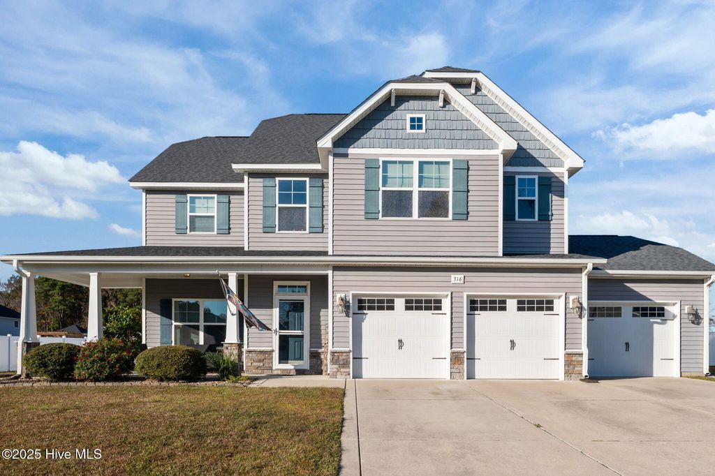 Photo of 316 Copper Creek Drive, Winterville, NC 28590 (MLS # 100542045)