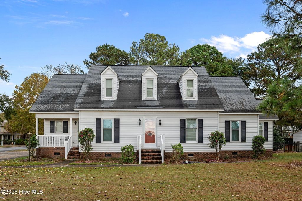 Photo of 4695 Old Tar Road, Winterville, NC 28590 (MLS # 100539630)