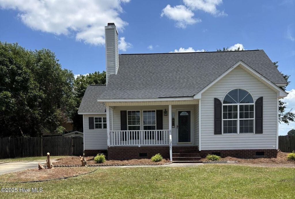 Photo of 2623 Rosewood Drive, Winterville, NC 28590 (MLS # 100527307)