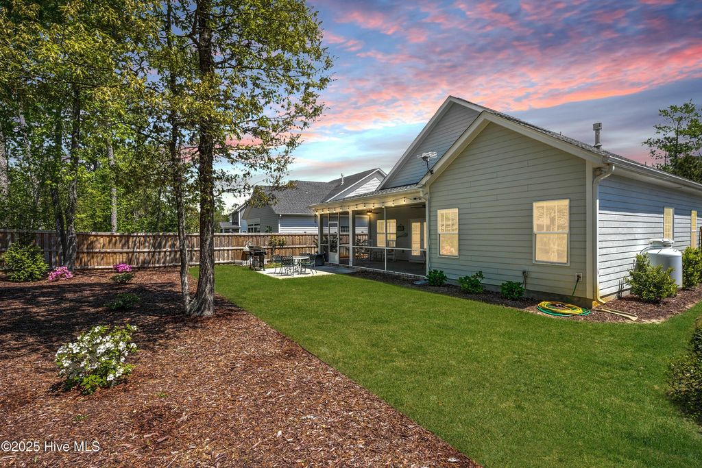 Photo of 125 Bowman Field Circle, Hampstead, NC 28443 (MLS # 100525854)