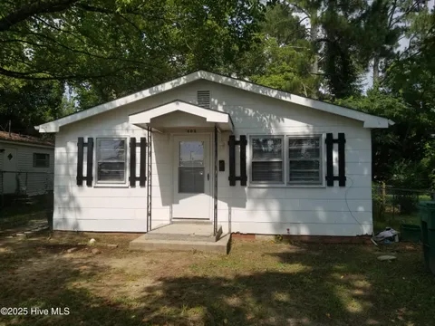 MLS: 100498657