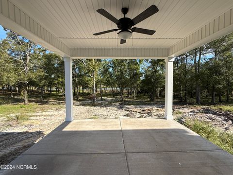 A home in Hubert