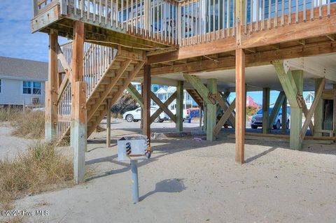 A home in Oak Island