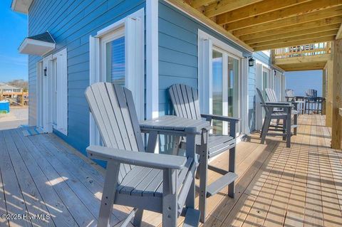 A home in Oak Island