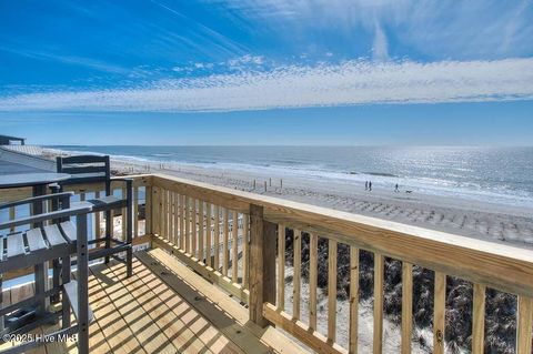 A home in Oak Island