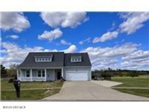 MLS: 100496795
