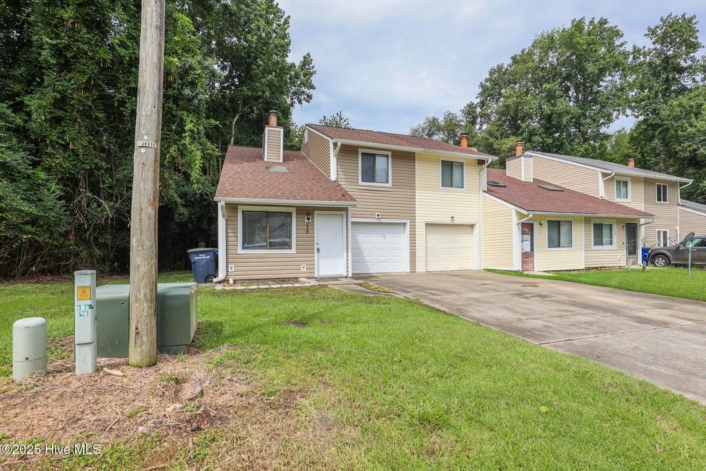 Photo of 119 N Onsville Place, Jacksonville, NC 28546 (MLS # 100525536)
