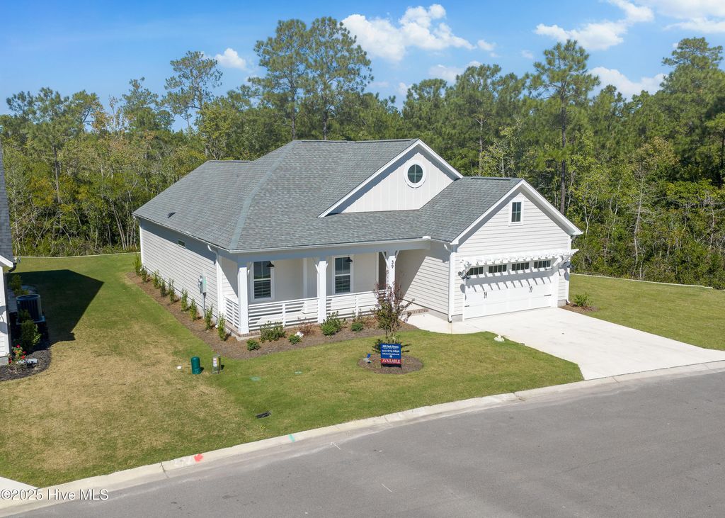 Photo of 39 Streambed Way, Hampstead, NC 28443 (MLS # 100494323)