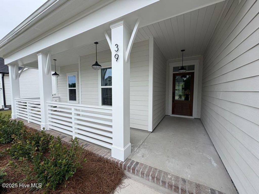 Photo of 39 Streambed Way, Hampstead, NC 28443 (MLS # 100494323)